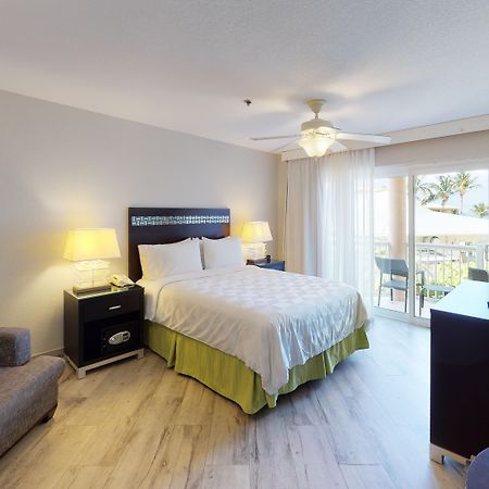 The Grand Caymanian Resort จอร์จทาวน์ ภายนอก รูปภาพ