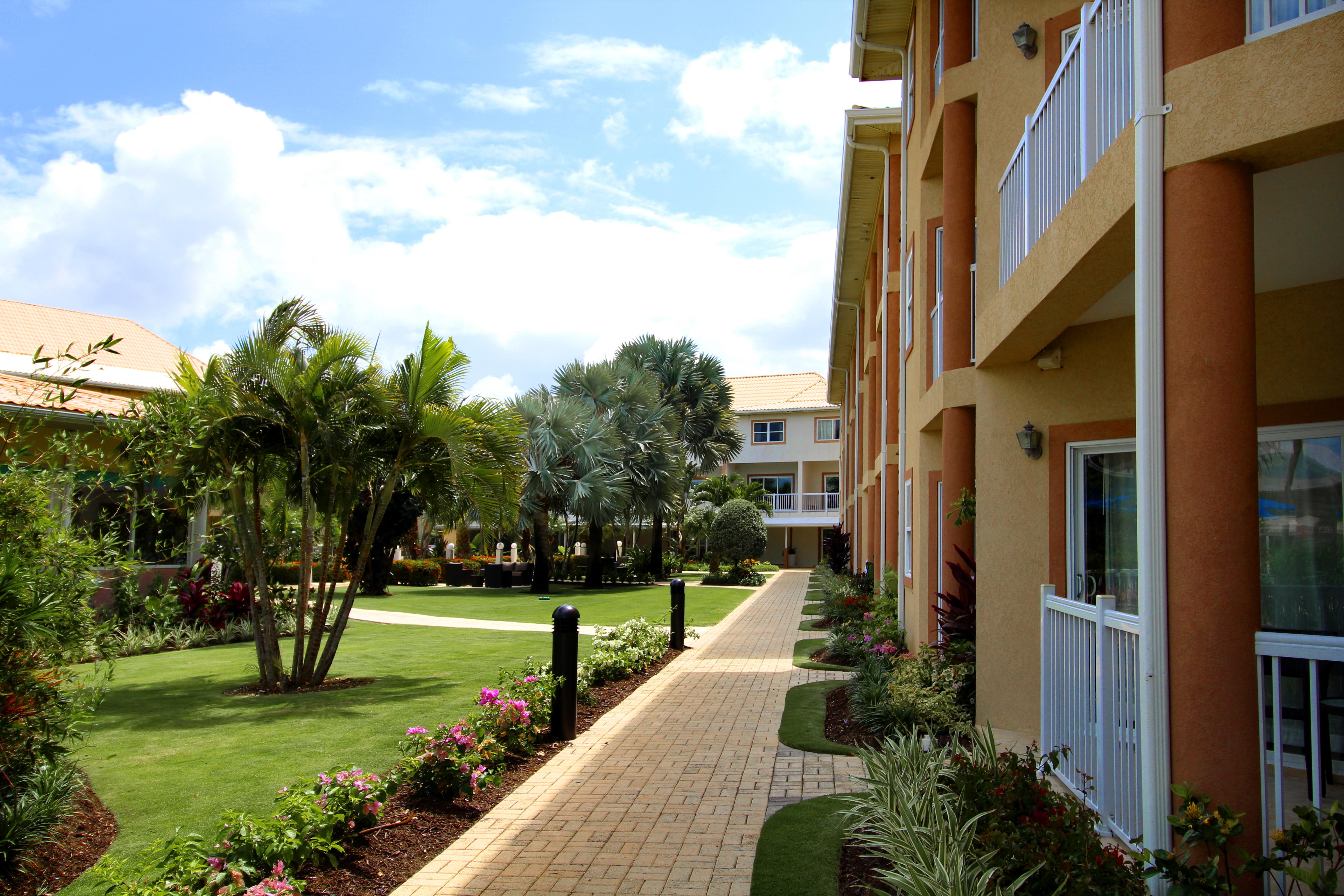 The Grand Caymanian Resort จอร์จทาวน์ ภายนอก รูปภาพ