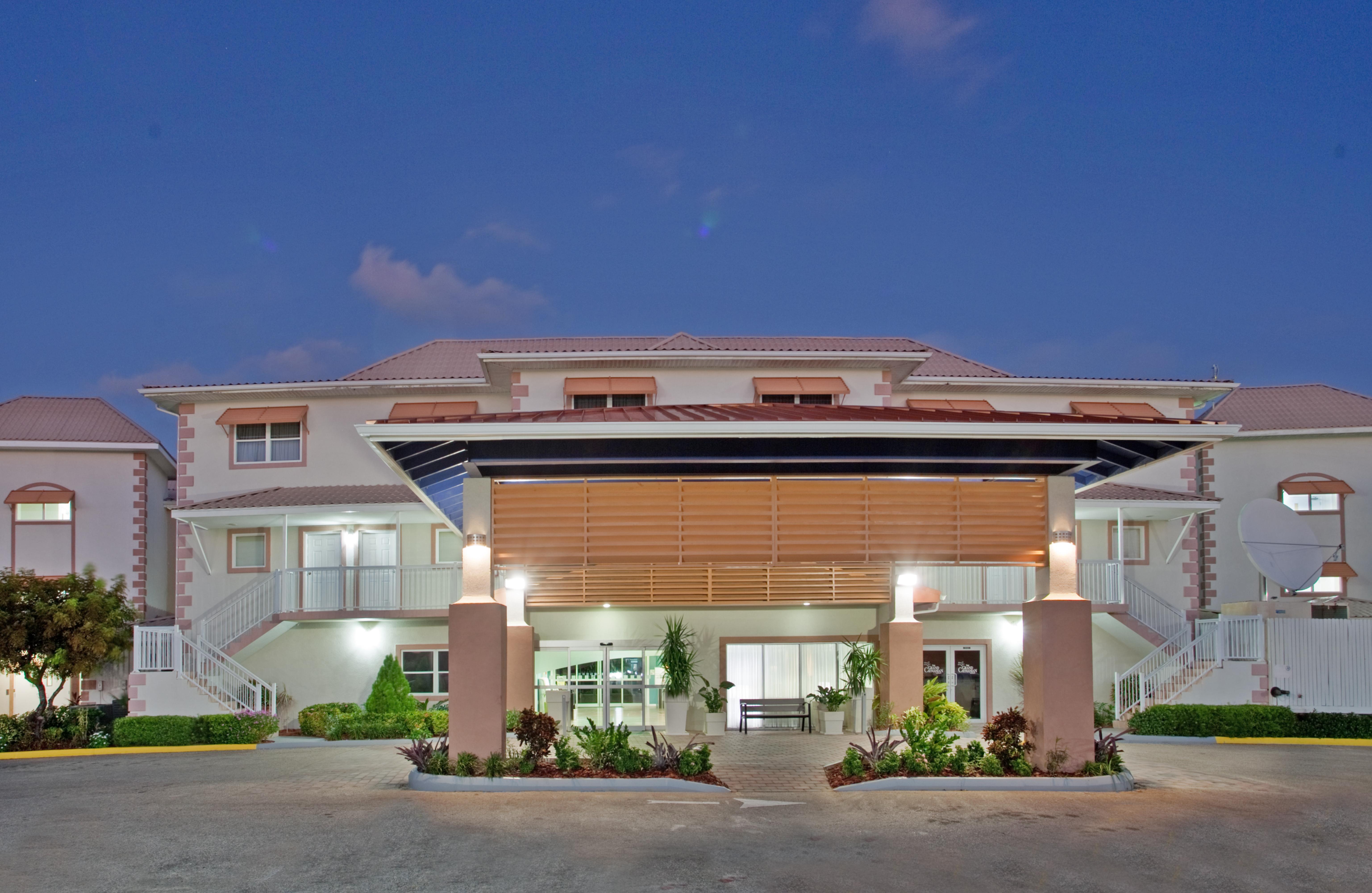 The Grand Caymanian Resort จอร์จทาวน์ ภายนอก รูปภาพ