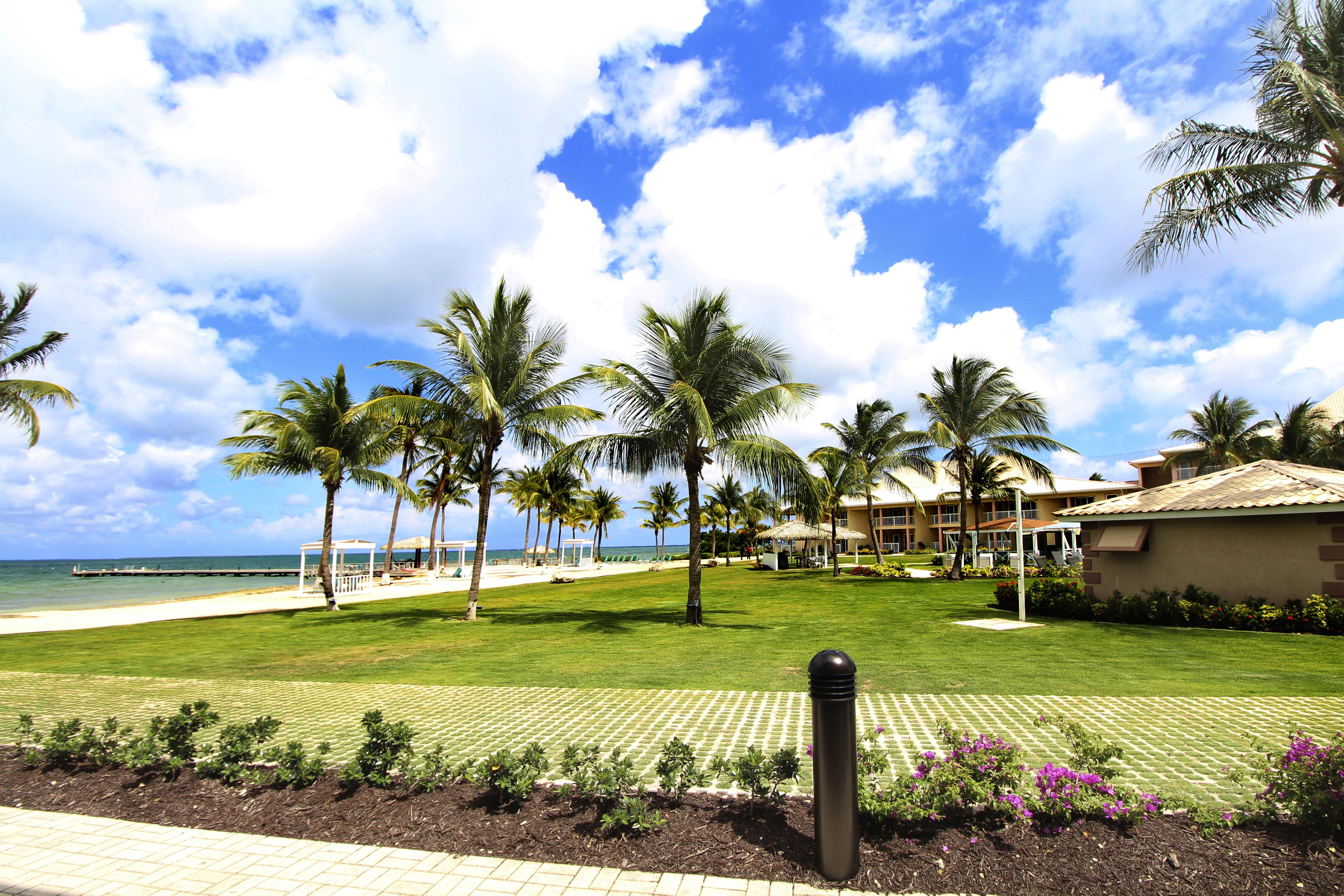 The Grand Caymanian Resort จอร์จทาวน์ ภายนอก รูปภาพ