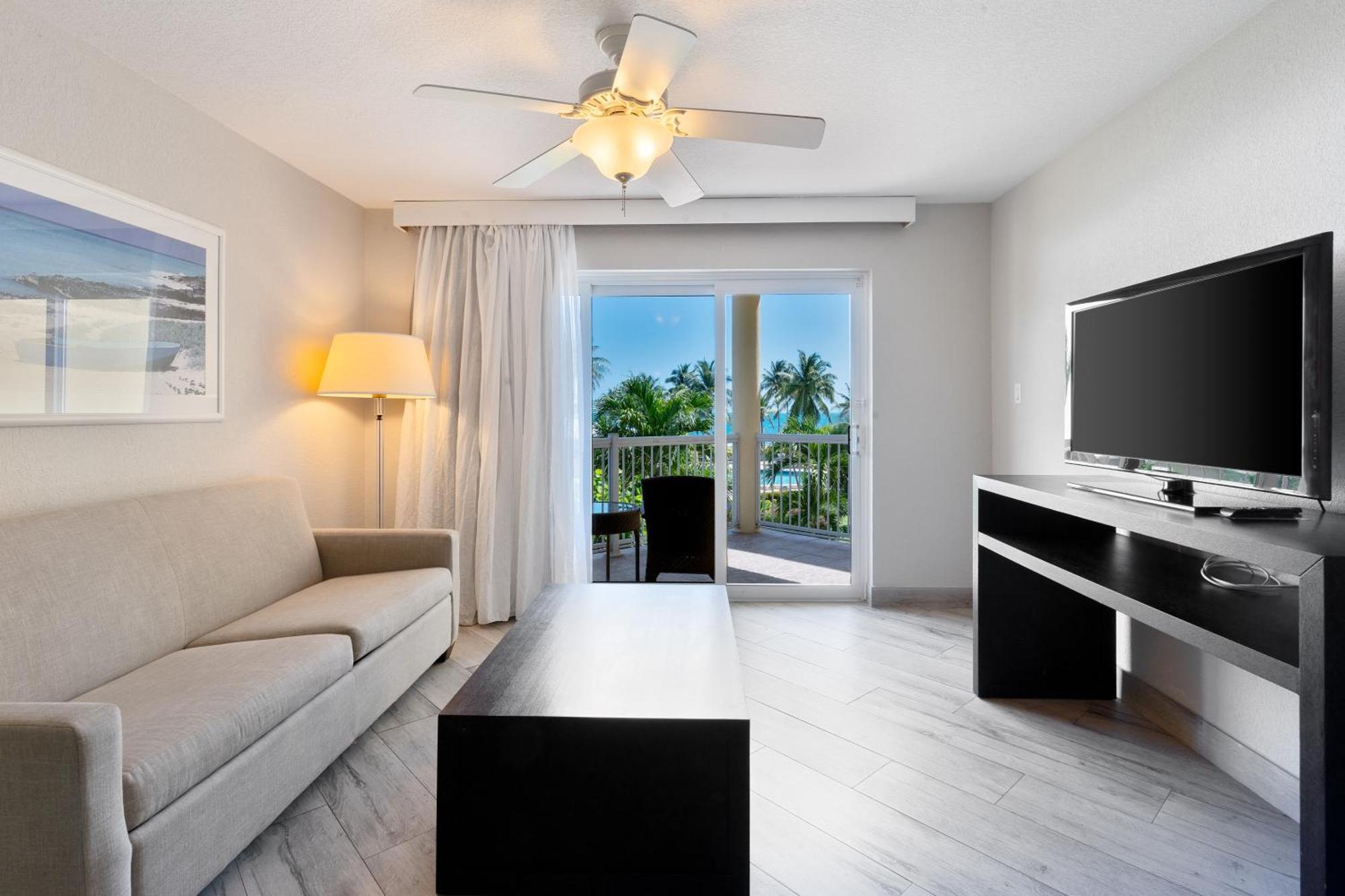 The Grand Caymanian Resort จอร์จทาวน์ ภายนอก รูปภาพ