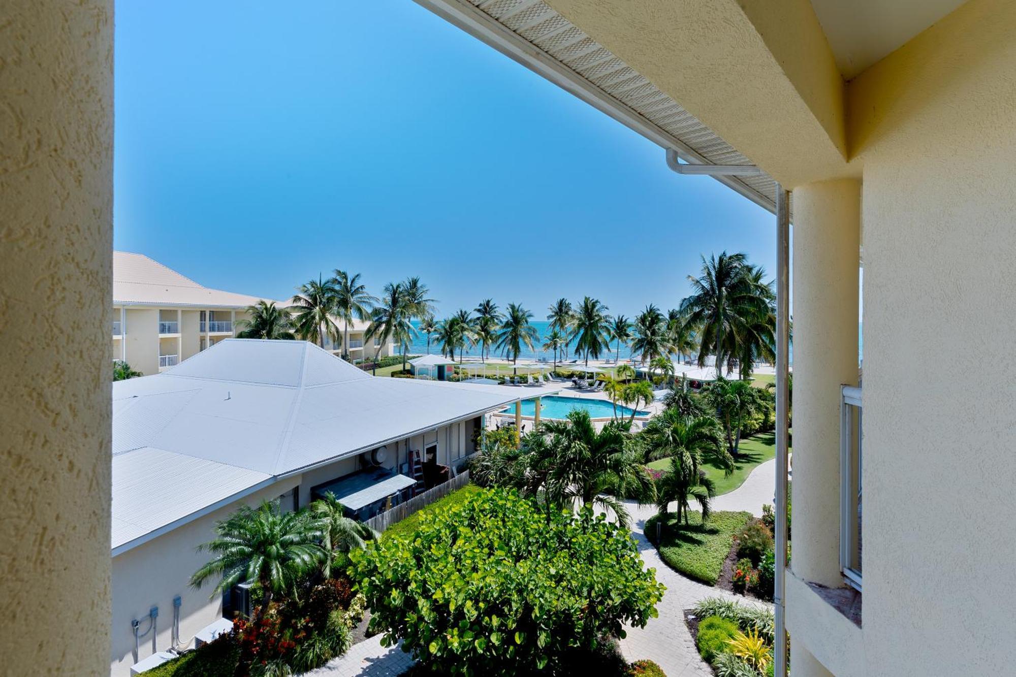The Grand Caymanian Resort จอร์จทาวน์ ภายนอก รูปภาพ